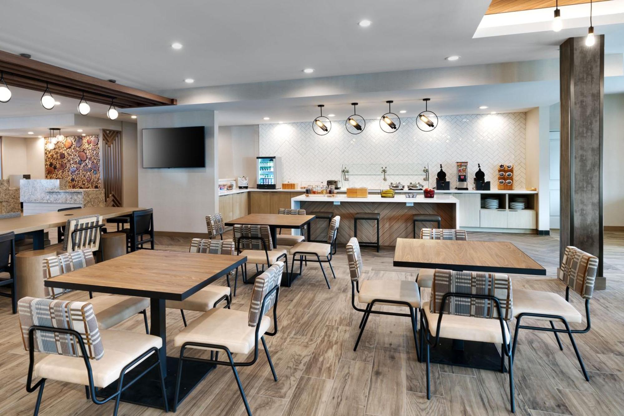 Towneplace Suites By Marriott Шоу-Лоу Екстер'єр фото
