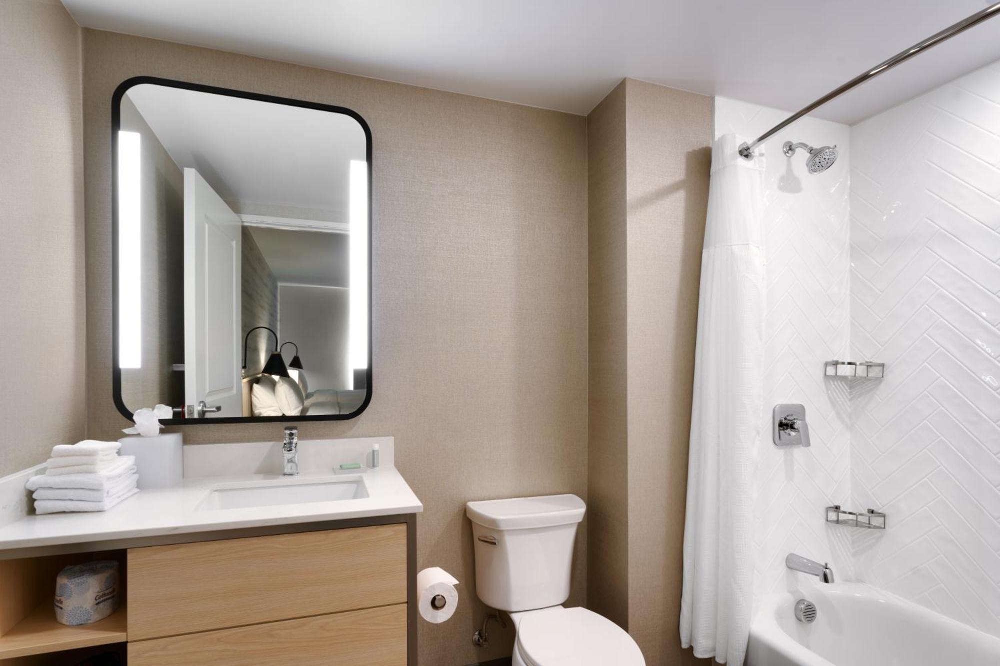 Towneplace Suites By Marriott Шоу-Лоу Екстер'єр фото