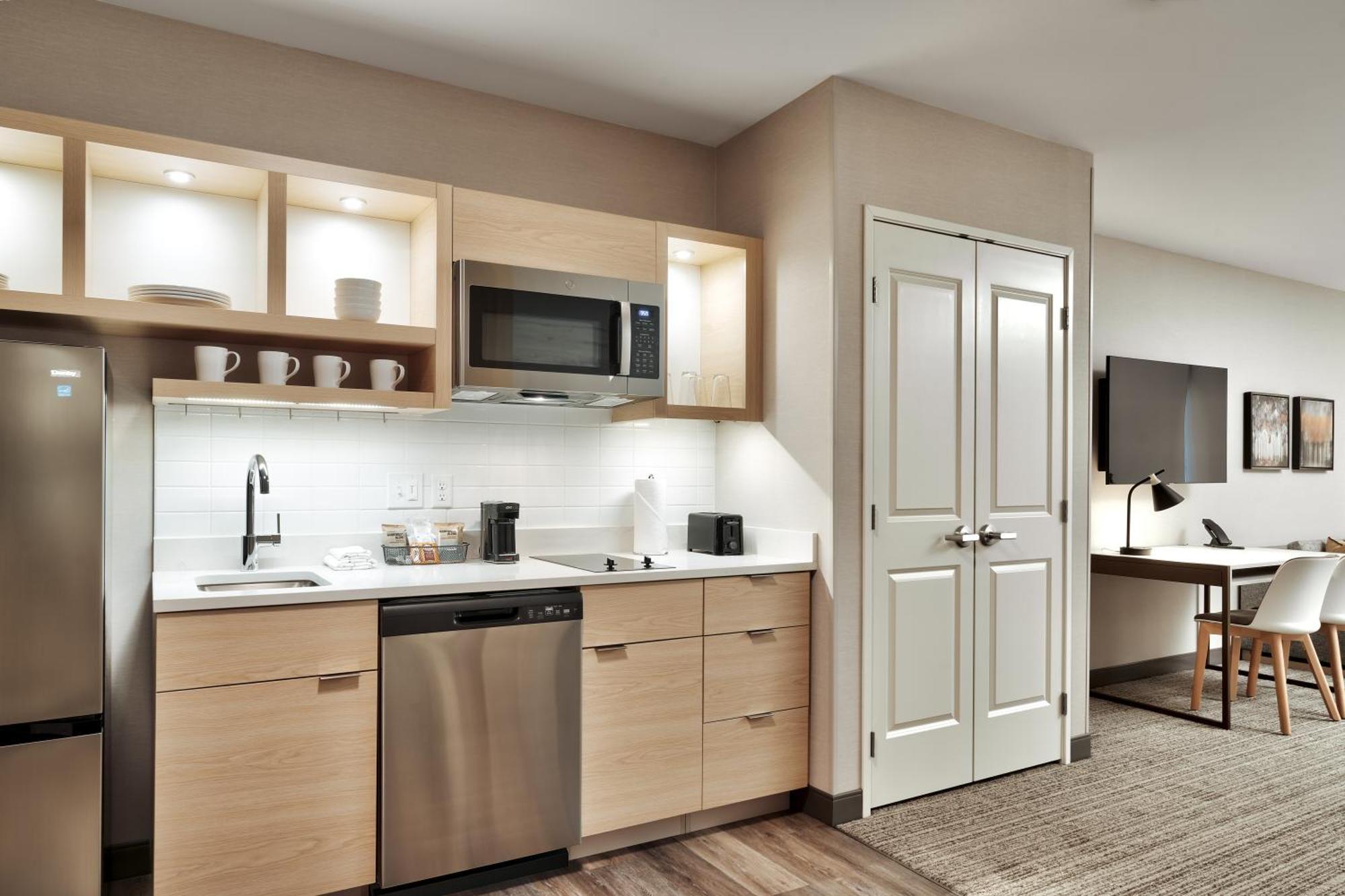 Towneplace Suites By Marriott Шоу-Лоу Екстер'єр фото